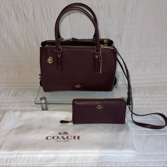 Coach Handbags - Coach Brooklyn 28 Combo